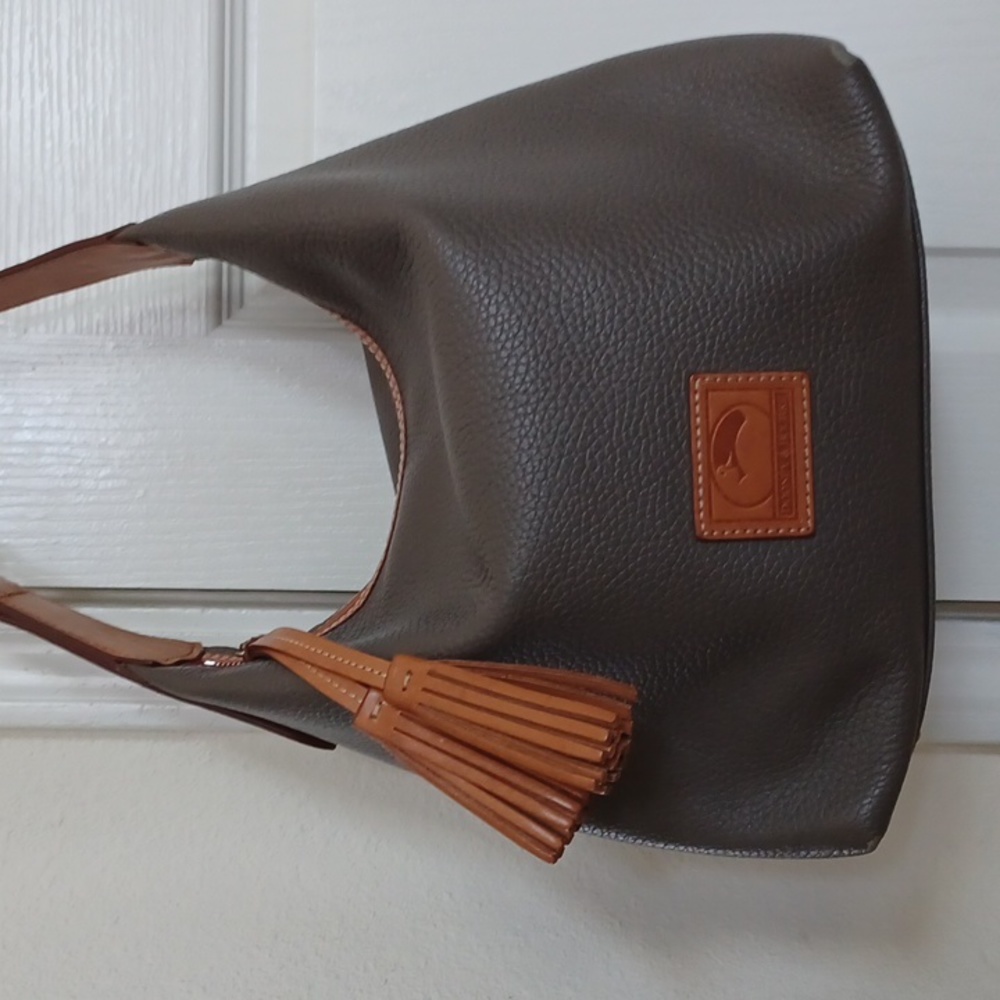 Dooney and Bourke Patterson Paige Sac Gray Pebbled Leather Bag!